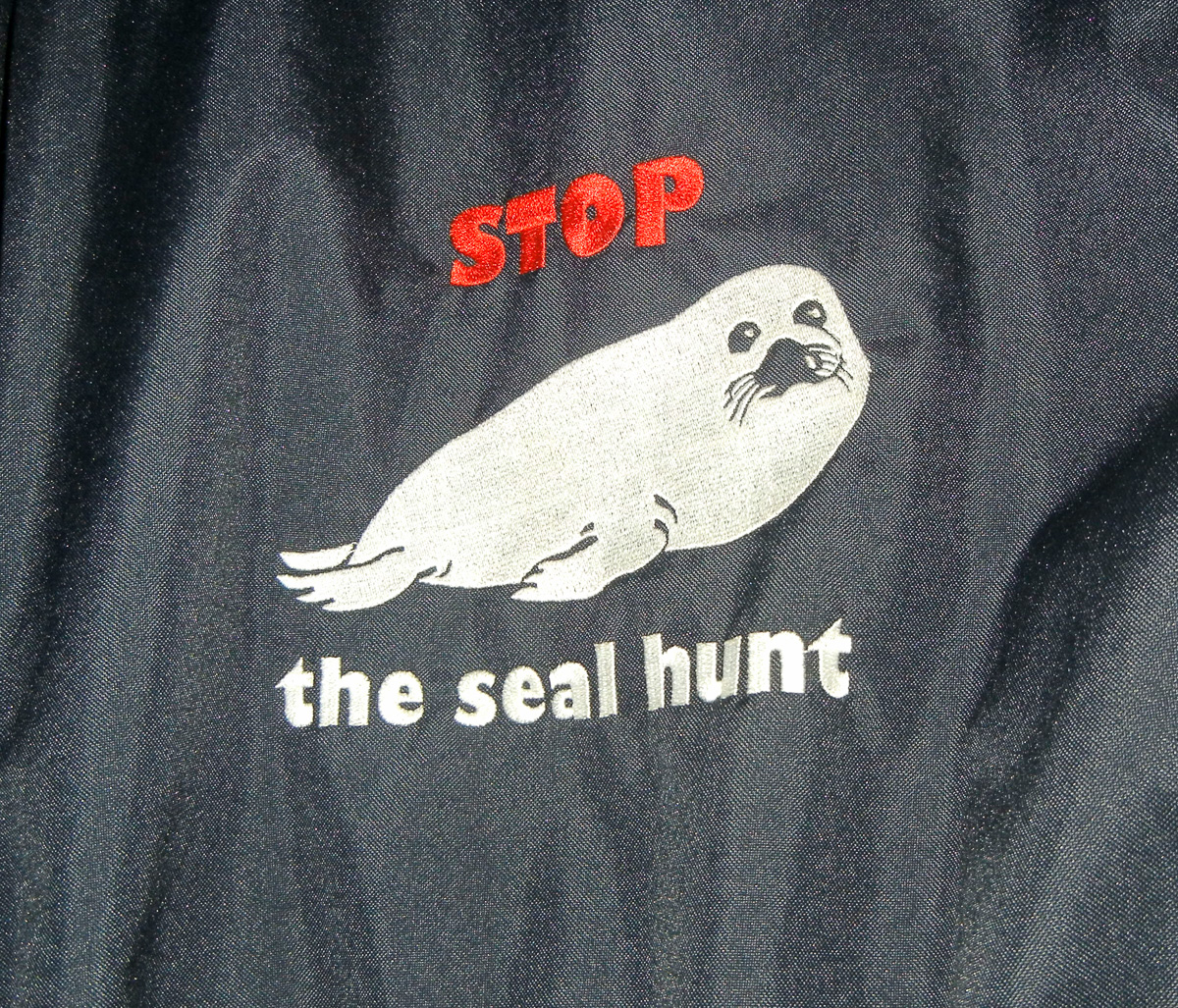 Ontwerp voor jas, gebruikt bij de nachtwake voor de zeehondjes